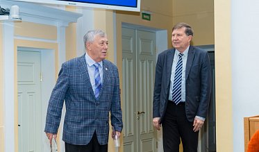 Очередное заседание Законодательного Собрания 